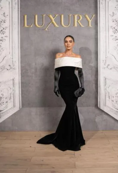 Invitată pe covorul Luxury Gala