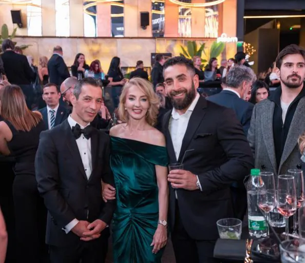 Invitați la Luxury Gala